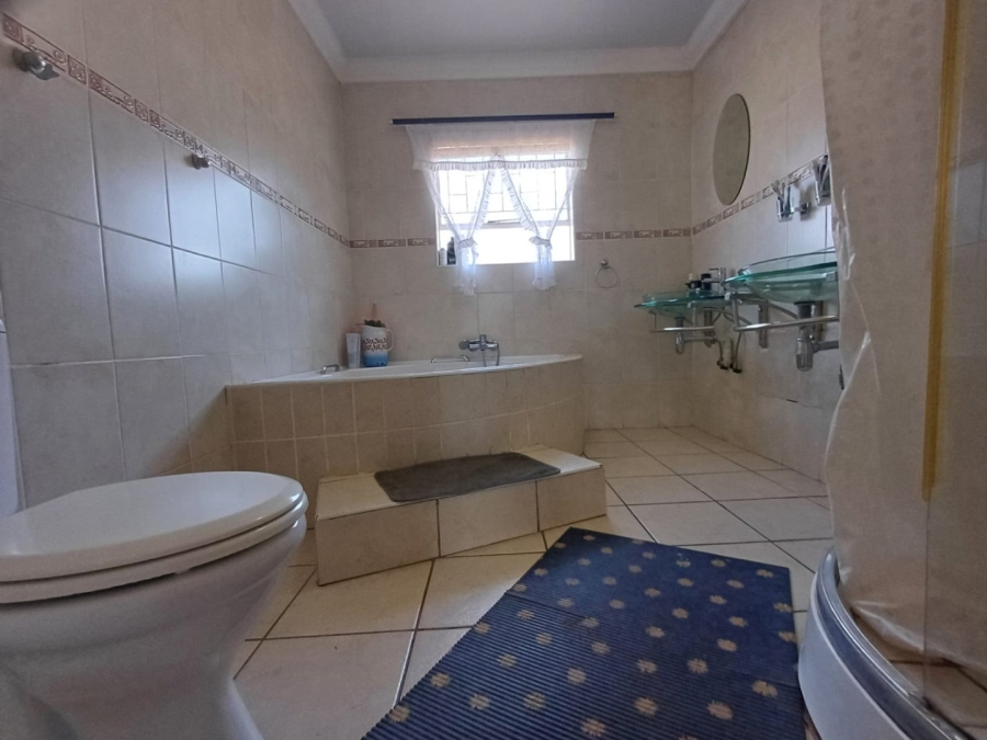 4 Bedroom Property for Sale in Doringkruin North West